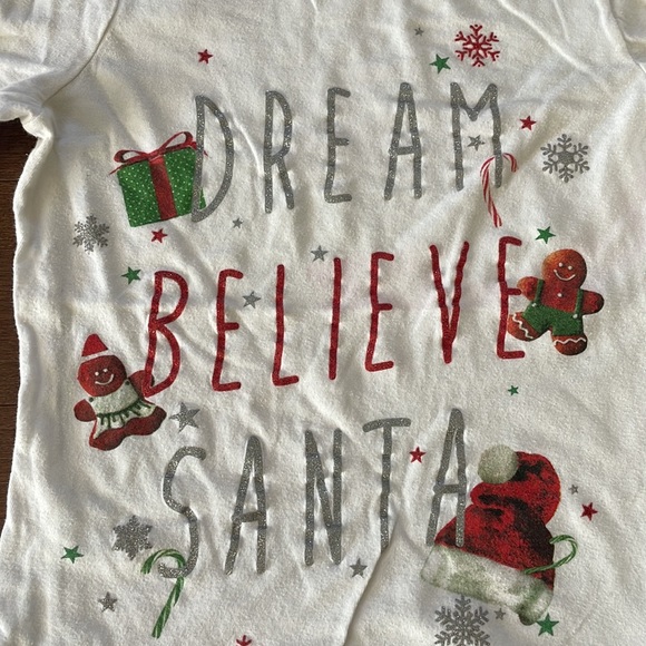 Dream Believe Santa top - Picture 2 of 4